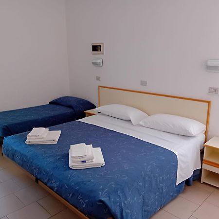 Hotel Serafini Misano Adriatico Extérieur photo