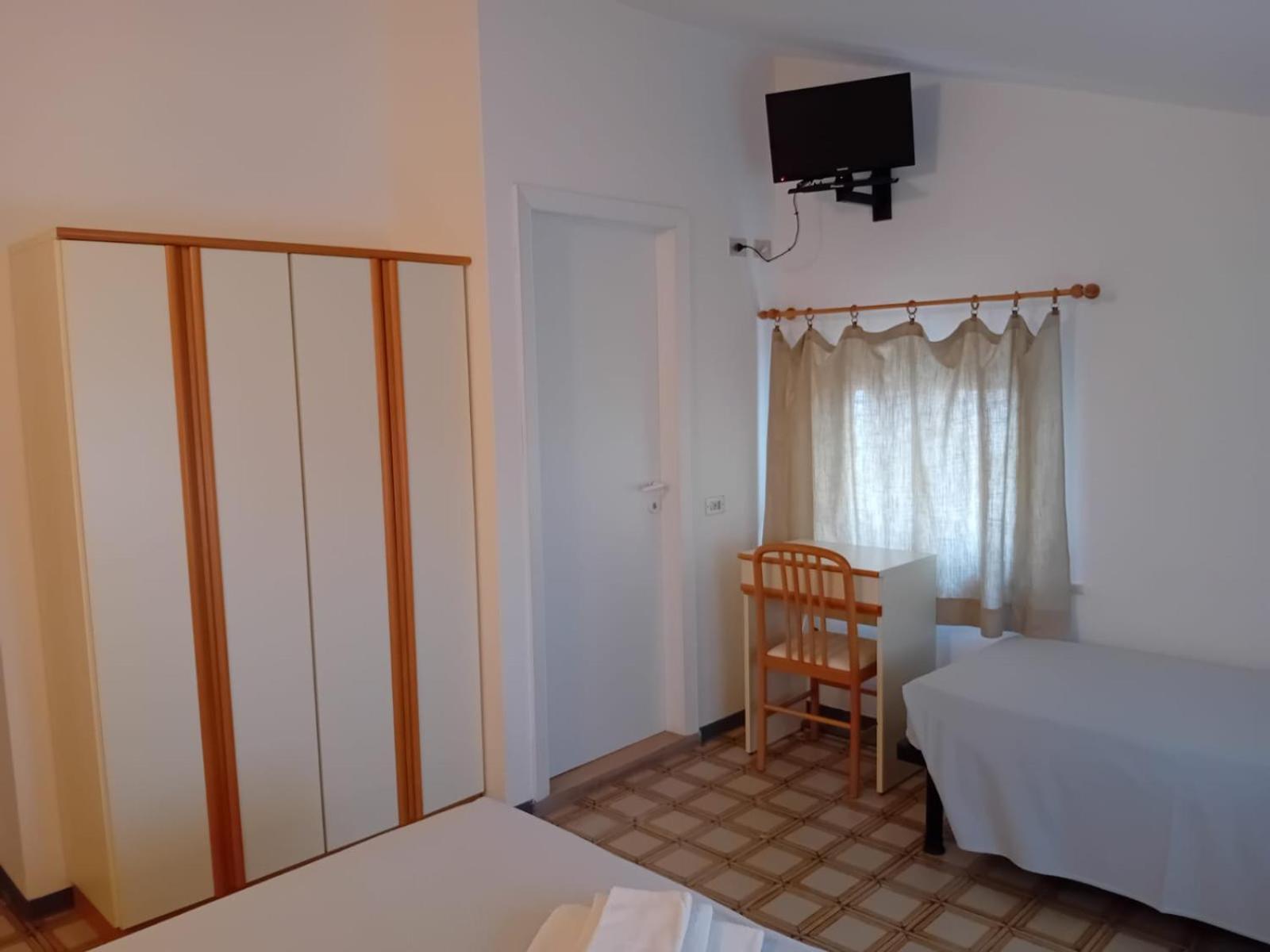 Hotel Serafini Misano Adriatico Extérieur photo